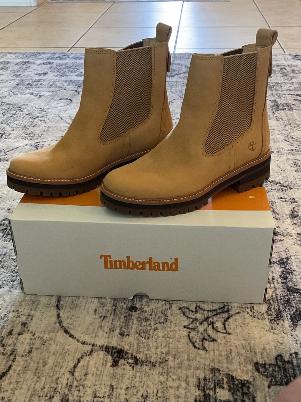 Timberland Courmayeur Valley Chelsea Wheat Nubuck Boots